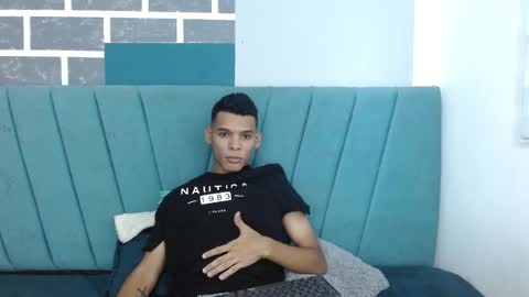dante_black_1 online show from May 8, 12:05 pm
