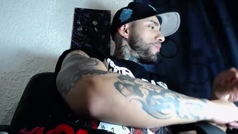 dante_d_angelo_ online show from December 17, 7:15 am