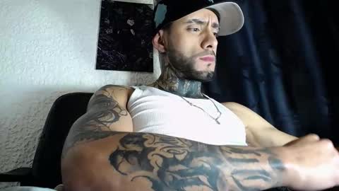 Snapshot of dante_d_angelo_ chatting on October 14, 5:58 am dante_d_angelo_ online show from October 14, 5:58 am