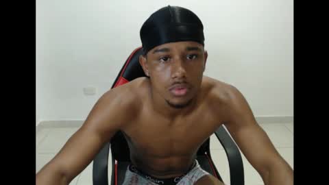 Snapshot of dante_hot25 chatting on October 11, 12:25 am Dani online show from October 11, 12:25 am