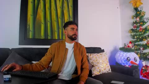 Dante Sstrong online show from December 18, 11:17 am