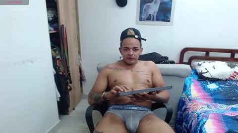 dantebig_22 online show from January 25, 3:52 pm