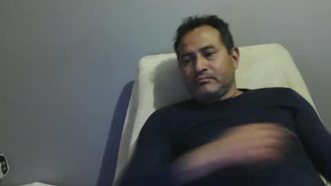 Snapshot of dantehot82 chatting on January 15, 11:51 pm dantehot82 online show from January 15, 11:51 pm