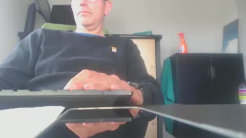 Dany online show from October 27, 3:47 pm