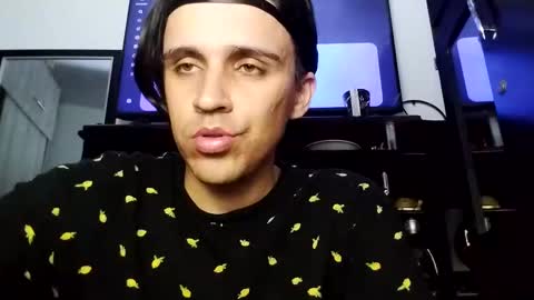 Daniel online show from October 26, 6:04 am