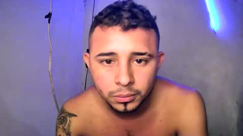 dariel0420 online show from May 11, 4:25 am
