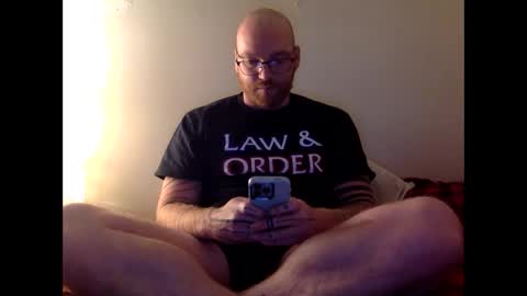 darlcomllc online show from February 20, 2:18 am