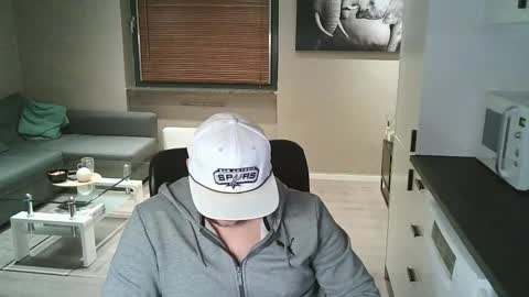 Dario online show from November 12, 5:51 pm