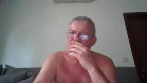 darwincock online show from June 8, 2:01 am