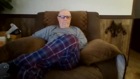 Snapshot of dave571960 chatting on September 21, 10:48 am dave571960 online show from September 21, 10:48 am