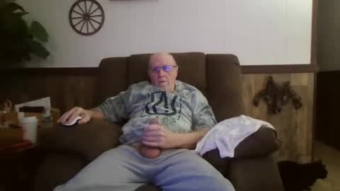 Snapshot of dave571960 chatting on January 20, 11:56 am dave571960 online show from January 20, 11:56 am