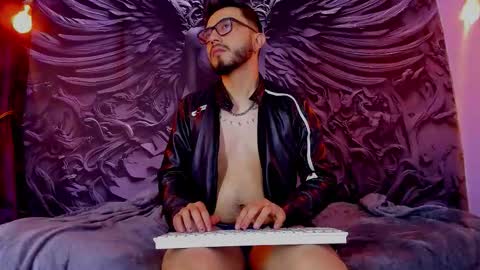dave_wolf_ online show from October 15, 6:10 am