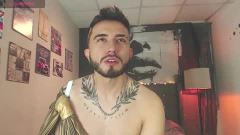 dave_wolf_ online show from October 21, 4:26 am