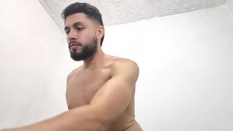 Dave y Salvatore online show from November 21, 5:39 am