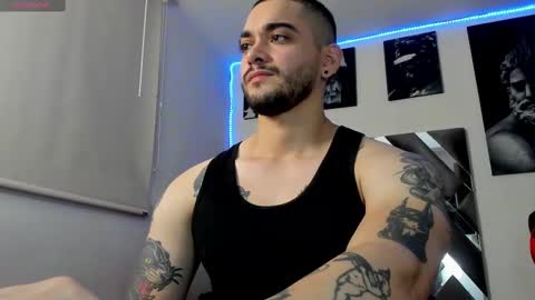 Snapshot of david_franco1 chatting on February 19, 9:03 pm Twitter davidsanctum online show from February 19, 9:03 pm