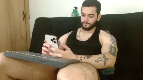 Snapshot of david_franco1 chatting on October 9, 10:14 pm Twitter davidsanctum online show from October 9, 10:14 pm