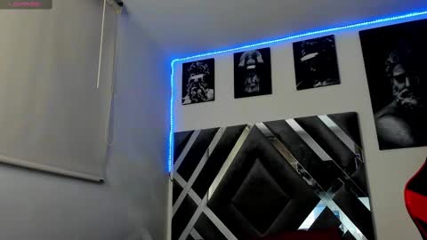 Snapshot of david_franco1 chatting on March 6, 12:10 am Twitter davidsanctum online show from March 6, 12:10 am