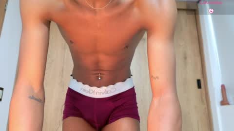 david_hot44 online show from June 10, 11:34 am