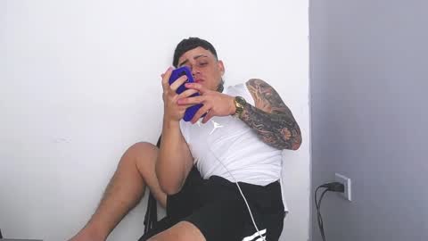 luis online show from September 10, 5:28 am