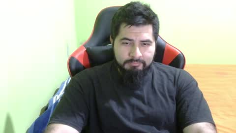 Snapshot of daviddelz chatting on January 20, 6:10 am David online show from January 20, 6:10 am