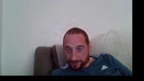 Snapshot of dazza2574 chatting on October 4, 7:24 am dazza2574 online show from October 4, 7:24 am