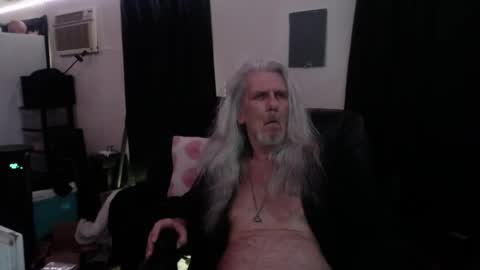 deaconoddeye online show from December 13, 7:53 pm