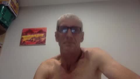 deanofflove221000 online show from November 30, 9:33 am