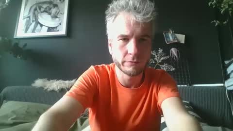 Snapshot of deebo1987 chatting on January 4, 12:59 pm Deen online show from January 4, 12:59 pm