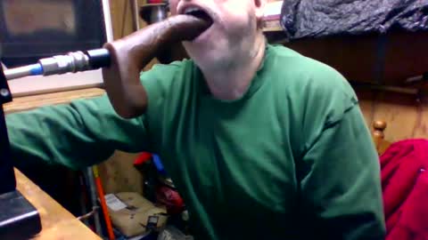 Snapshot of deepthroat227 chatting on February 25, 3:38 pm Deepthroat My Big Dildos online show from February 25, 3:38 pm