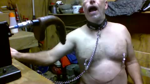 Snapshot of deepthroat227 chatting on March 3, 4:30 pm Deepthroat My Big Dildos online show from March 3, 4:30 pm