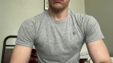 Dee online show from April 3, 5:10 pm