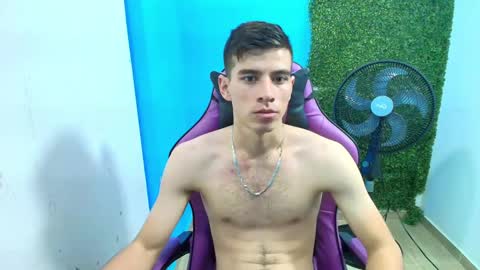 Snapshot of deiby_baby chatting on February 6, 12:22 am DEIBY online show from February 6, 12:22 am