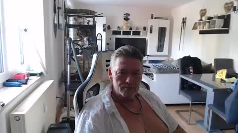 deinprinz2312 online show from June 1, 8:14 am