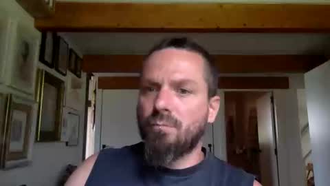 Snapshot of deivitzzz chatting on September 12, 10:15 am Hermes online show from September 12, 10:15 am