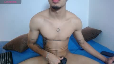 Snapshot of demeter_salviati chatting on October 21, 2:03 am Demeter Salviati online show from October 21, 2:03 am