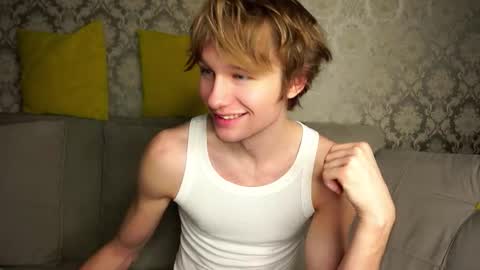 Dave19  online show from February 7, 5:14 am