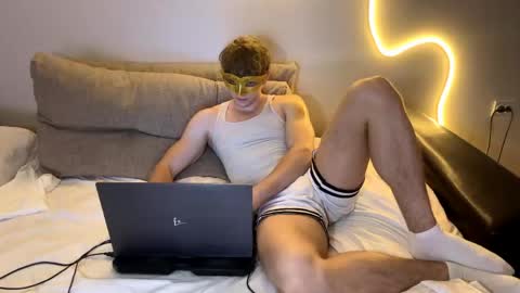 Deni online show from June 8, 6:31 pm