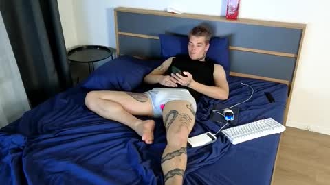 Snapshot of denis_here chatting on September 21, 6:08 pm Denis online show from September 21, 6:08 pm