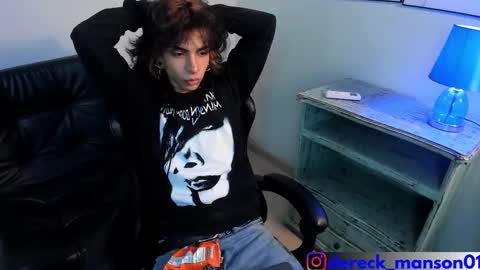 Snapshot of dereck_manson chatting on October 19, 11:57 am dereck_manson online show from October 19, 11:57 am