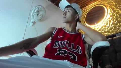 DEREK  FOSTER online show from December 30, 12:42 pm