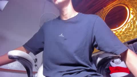 DEREK  FOSTER online show from December 29, 5:12 pm