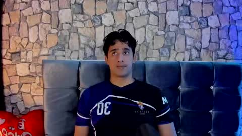 DEREKK   online show from January 23, 3:05 am