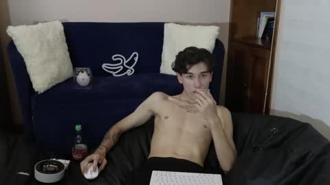 Derek online show from November 28, 1:53 am