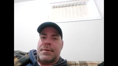Snapshot of derf007 chatting on February 24, 2:26 pm derf007 online show from February 24, 2:26 pm