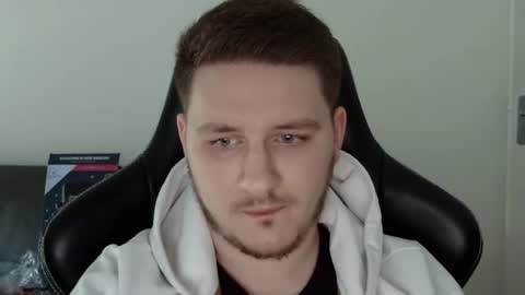 dervechi online show from December 17, 1:18 pm