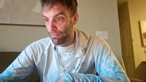 Tall and Handsome online show from December 4, 8:29 pm