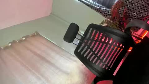 Chelsea online show from February 14, 7:28 am