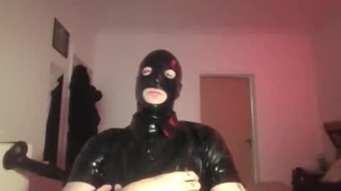 deviance_noir online show from October 25, 11:17 pm