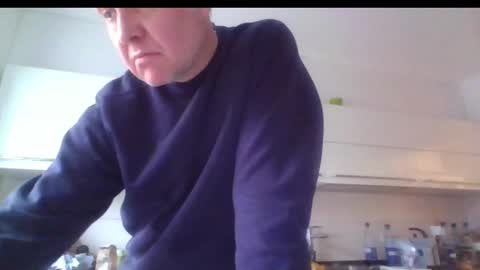 Devon online show from December 12, 9:08 am