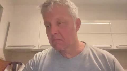 Devon online show from May 25, 11:55 pm